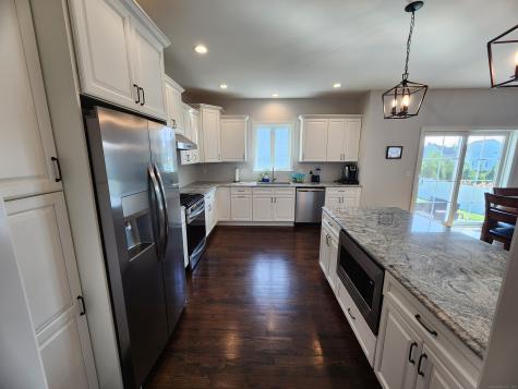 63 Gould Lane Branford CT 06405