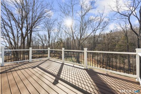 154B Long Meadow Hill Road Brookfield CT 06804