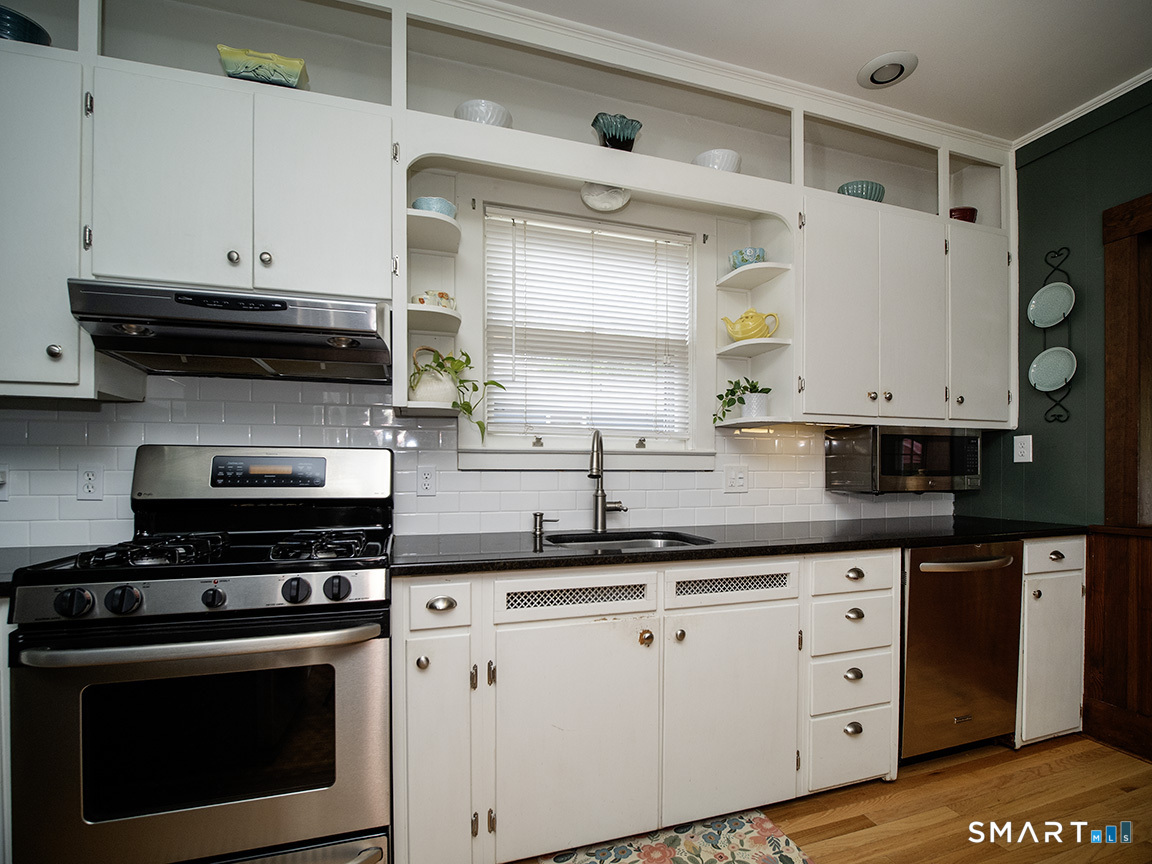 2864 Old Dixwell Avenue Hamden CT 06518