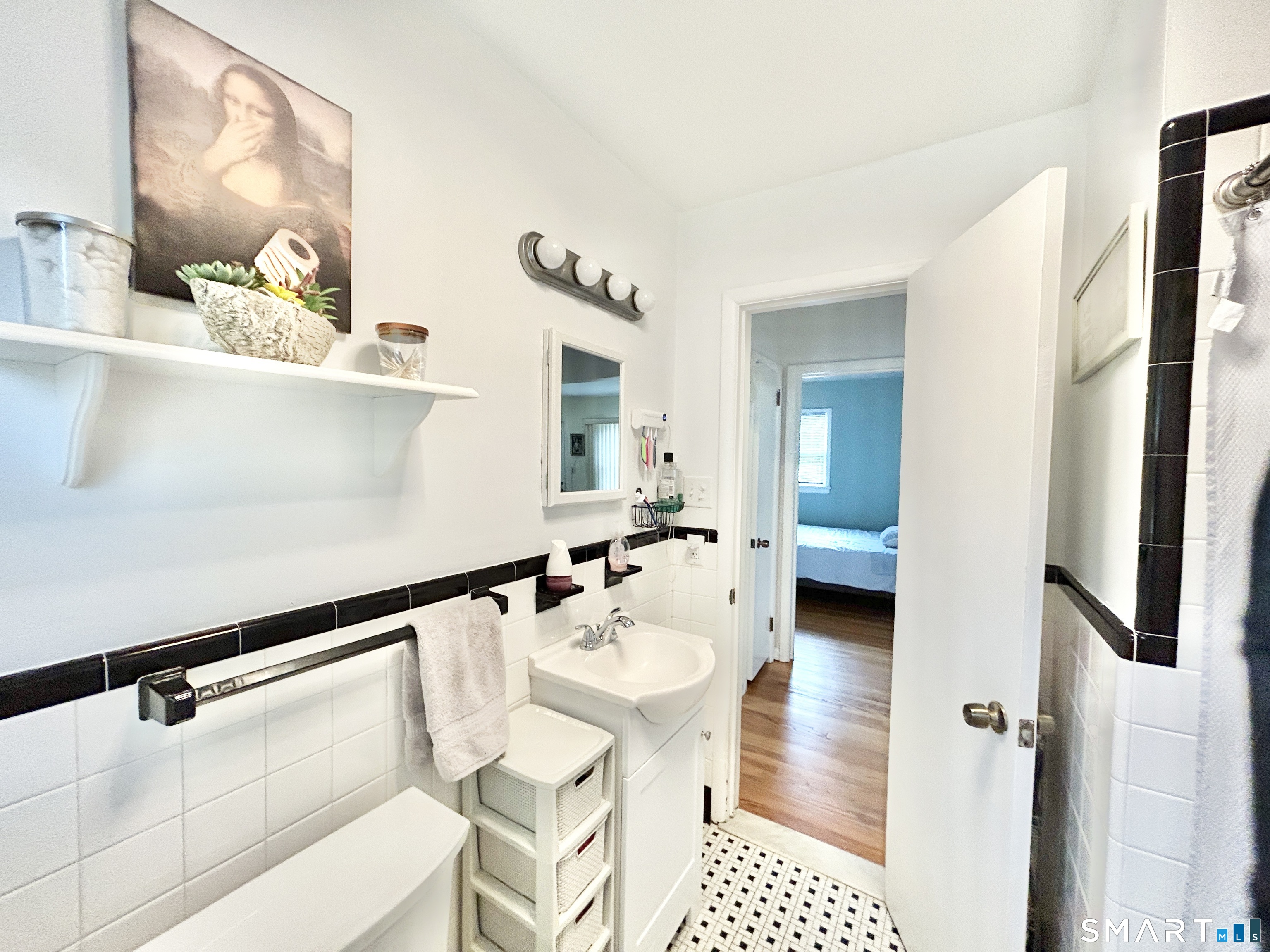 13 Hemlock Drive Ansonia CT 06401