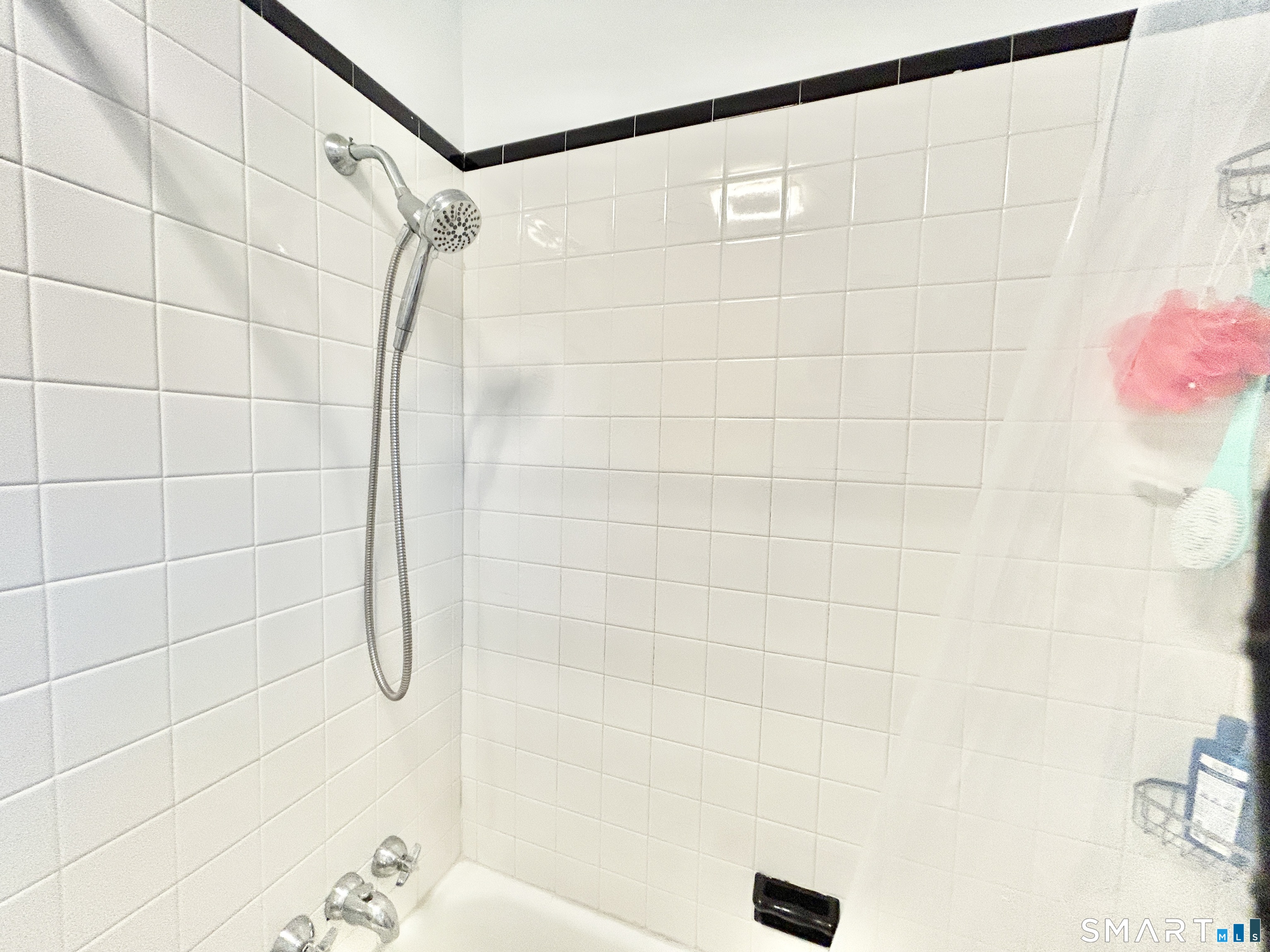 13 Hemlock Drive Ansonia CT 06401