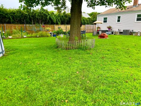 13 Hemlock Drive Ansonia CT 06401