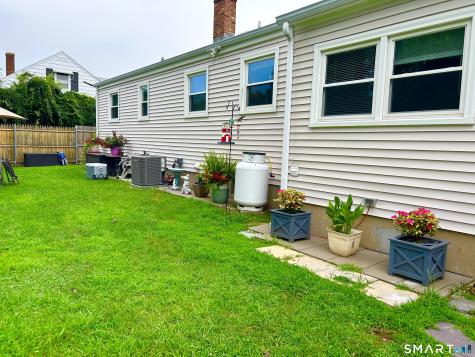 13 Hemlock Drive Ansonia CT 06401