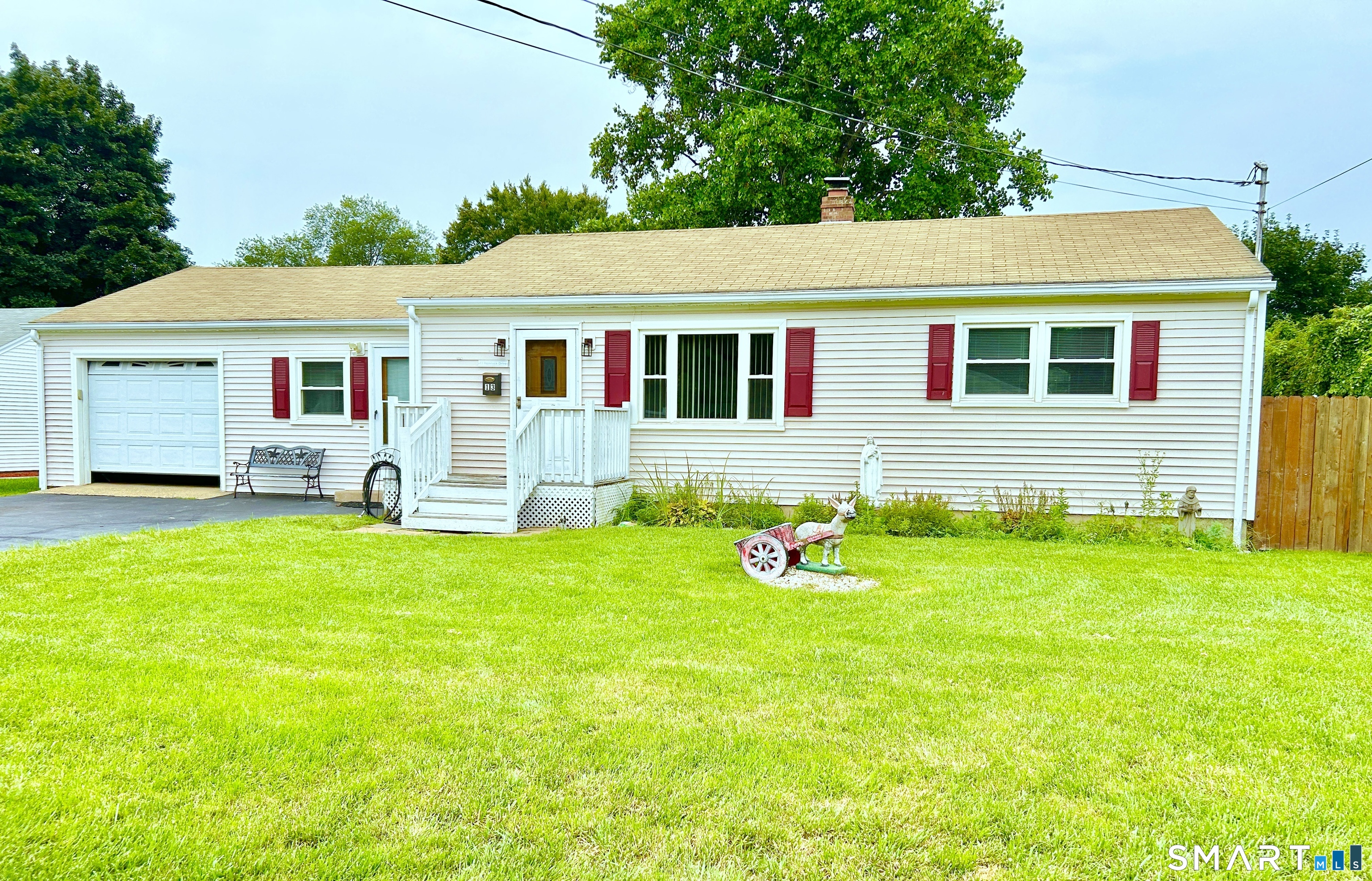 13 Hemlock Drive Ansonia CT 06401