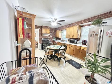 13 Hemlock Drive Ansonia CT 06401