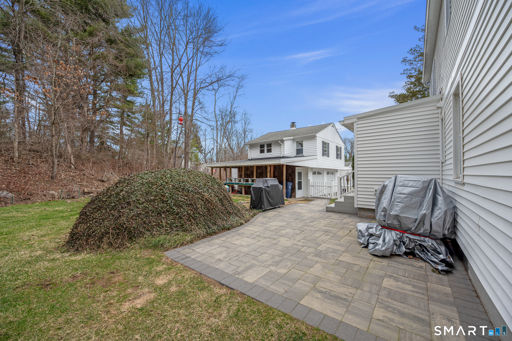 8 North Higgins Street Plymouth CT 06786