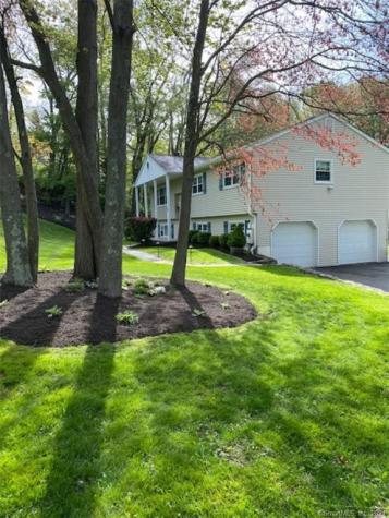 22 Terra Glen Road Danbury CT 06811