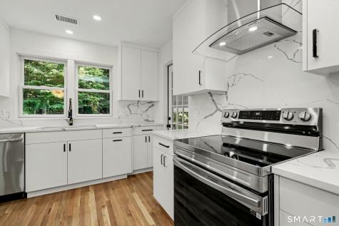 8 Live Oak Road Norwalk CT 06851