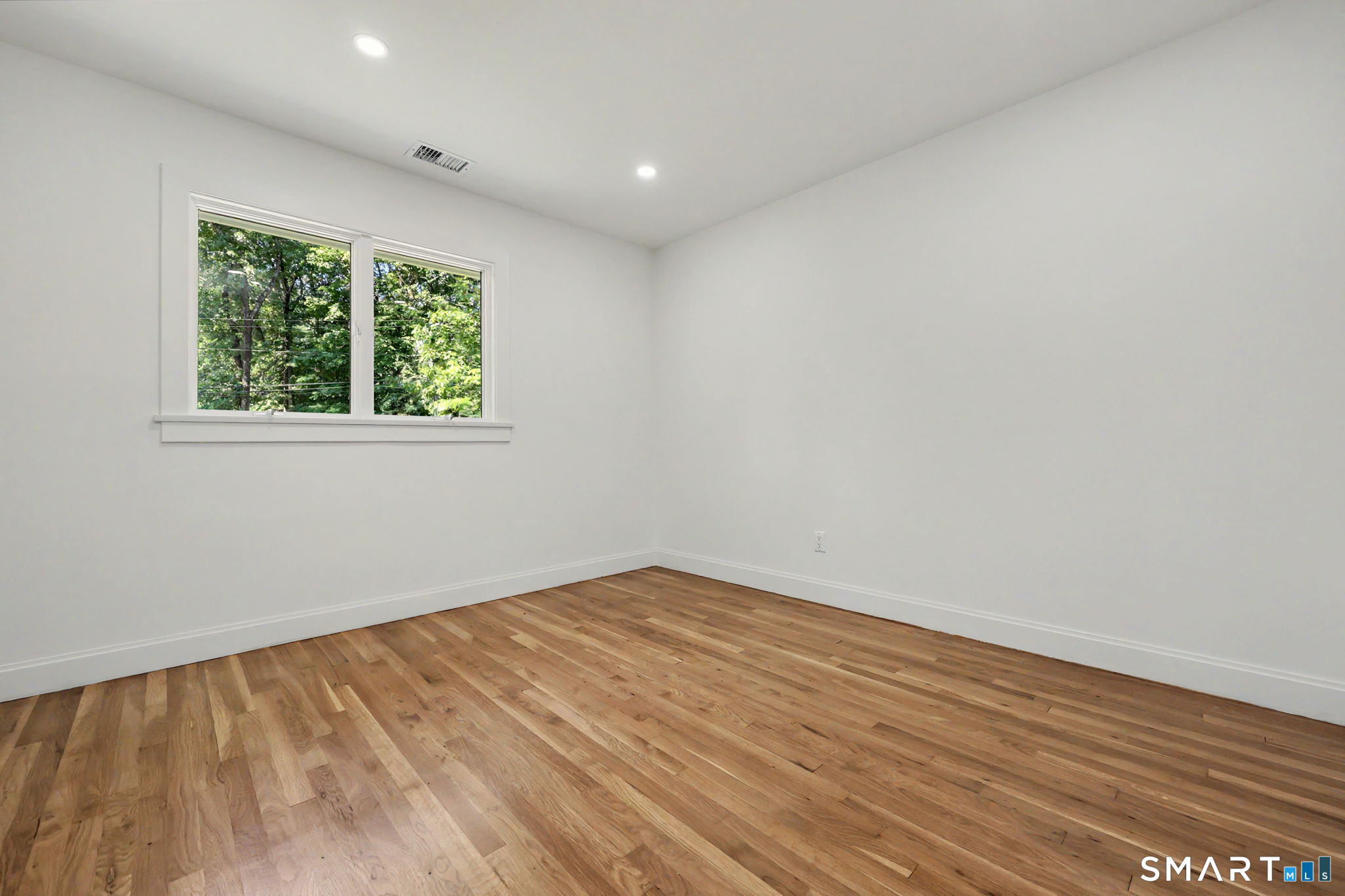 8 Live Oak Road Norwalk CT 06851
