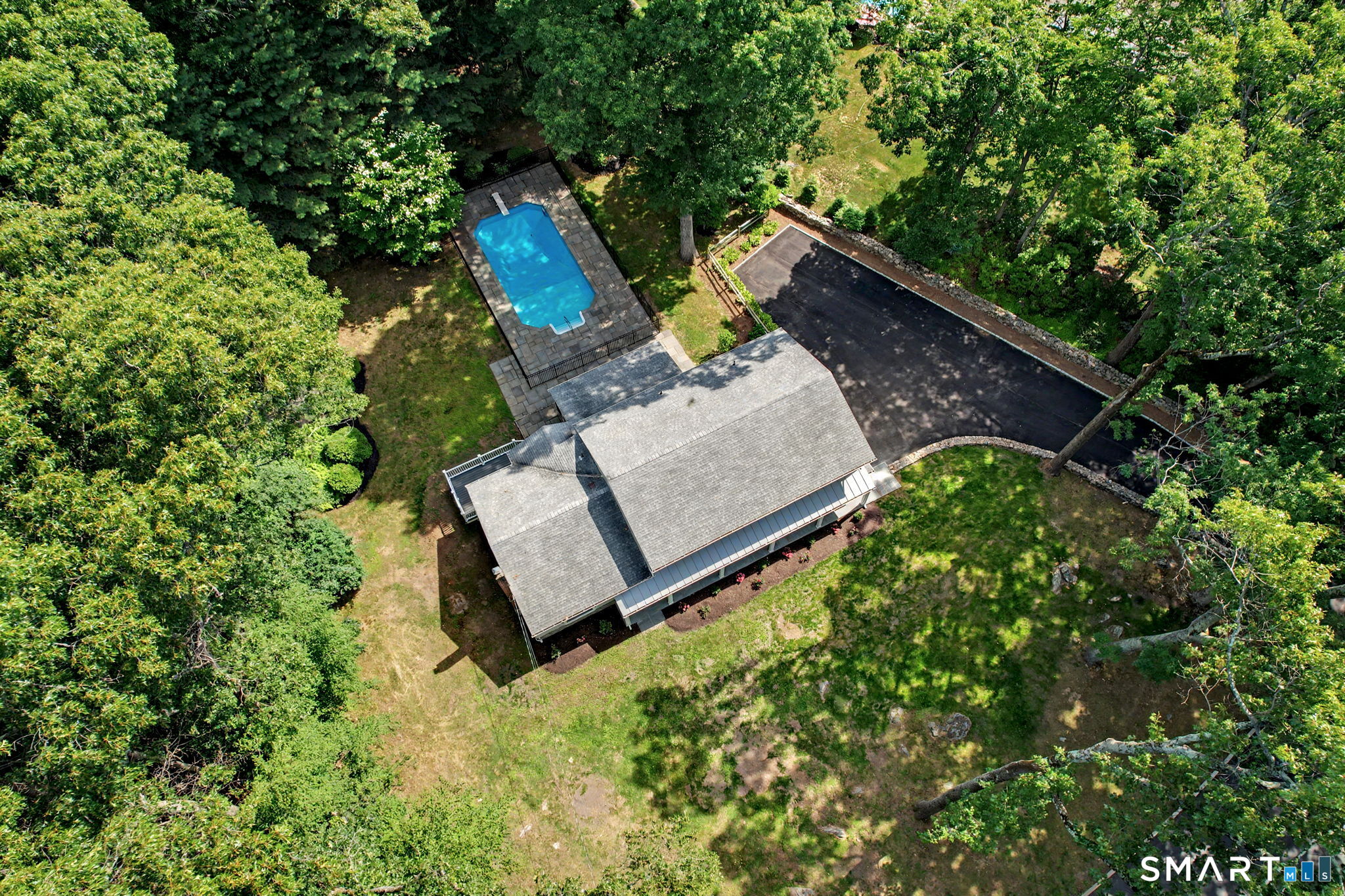 8 Live Oak Road Norwalk CT 06851