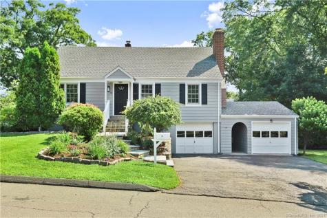 11 Birchwood Drive Fairfield CT 06824