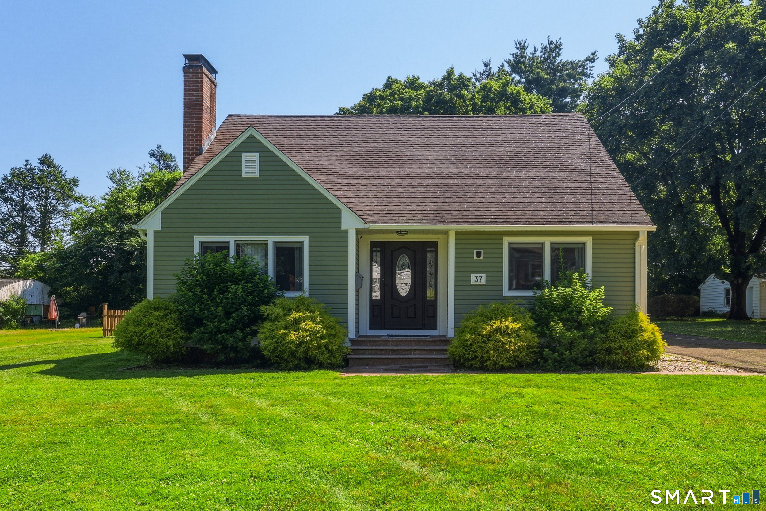 37 Cawley Street Bristol CT 06010