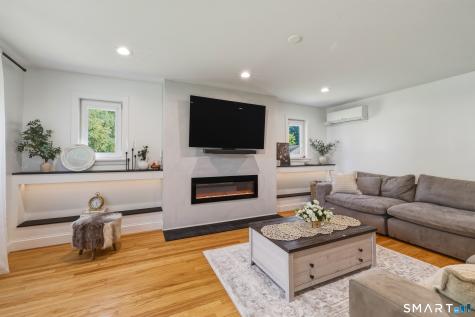 37 Cawley Street Bristol CT 06010