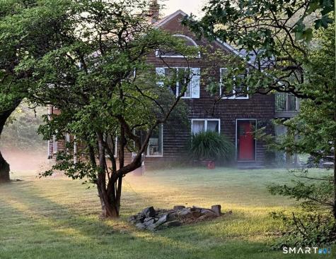 186 Great Neck Road Waterford CT 06385