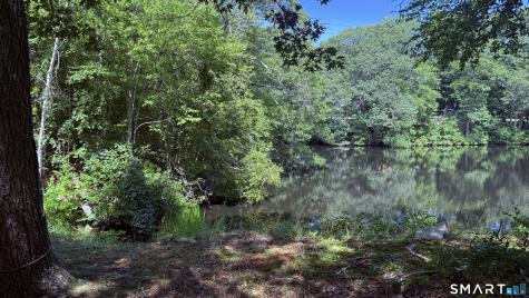 186 Great Neck Road Waterford CT 06385