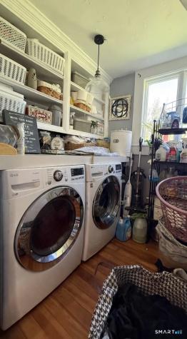 186 Great Neck Road Waterford CT 06385