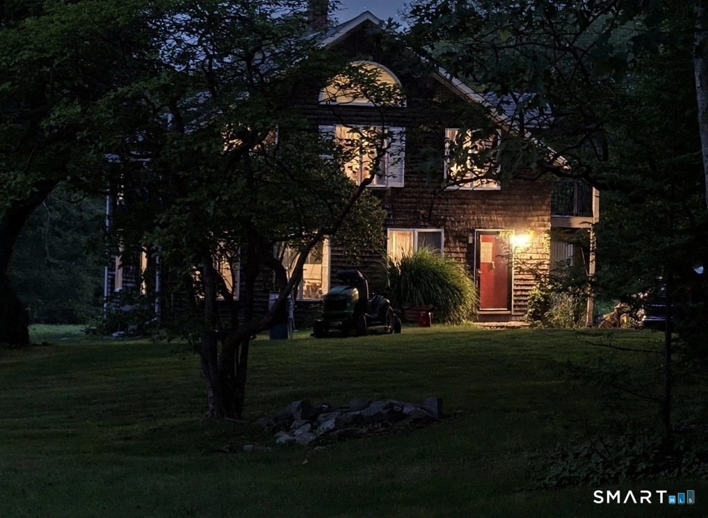 186 Great Neck Road Waterford CT 06385