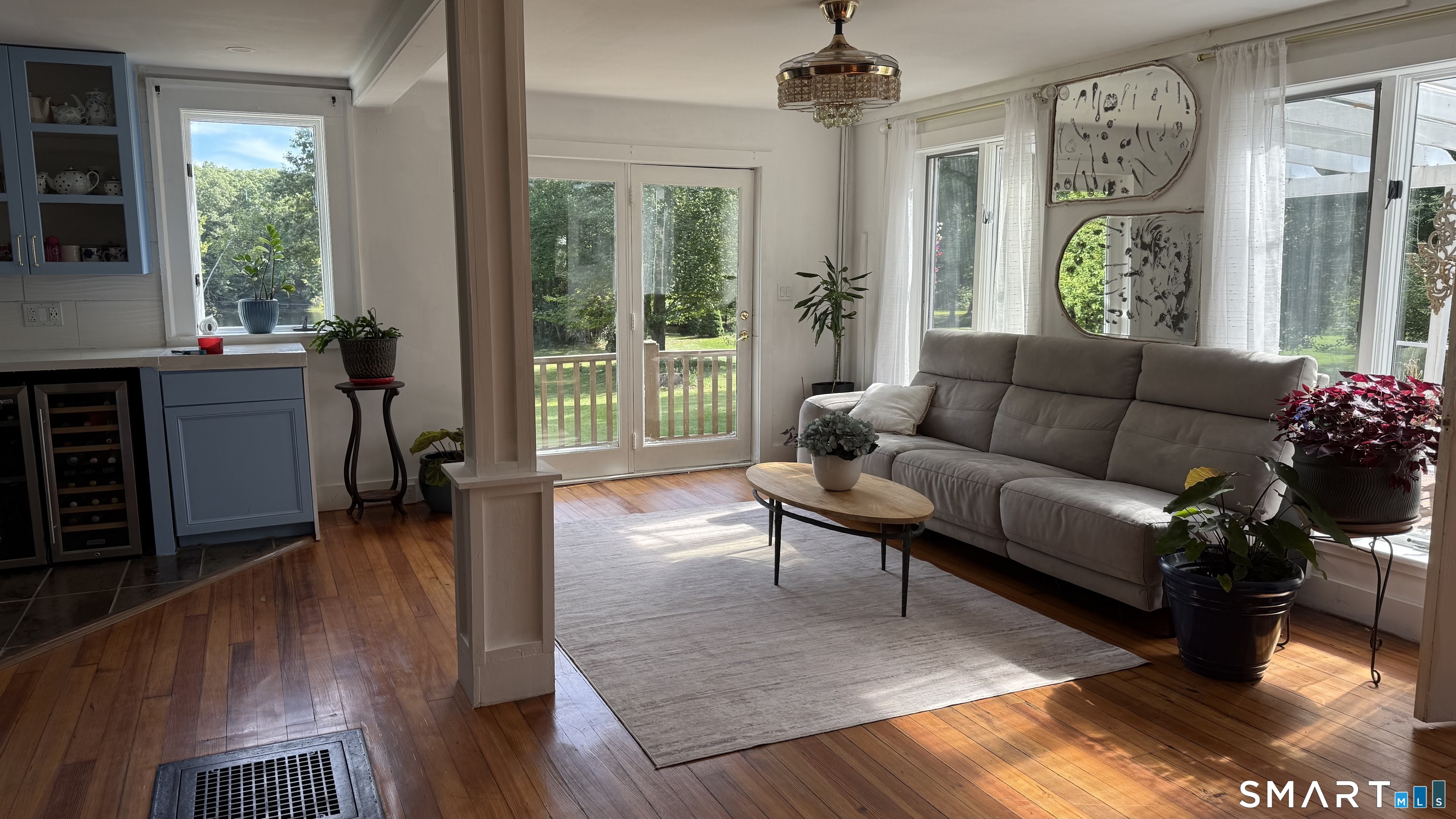 186 Great Neck Road Waterford CT 06385