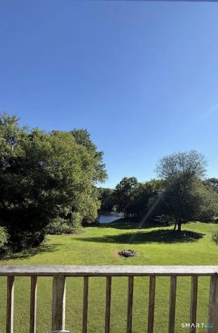 186 Great Neck Road Waterford CT 06385