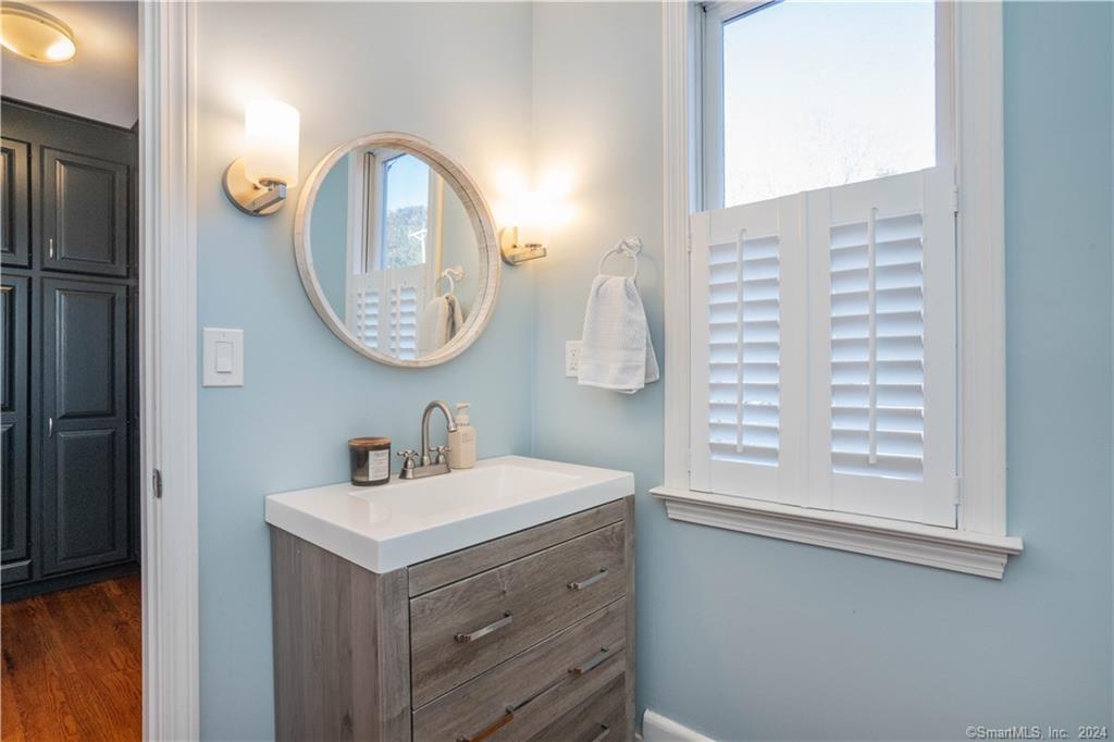 1817 Main Street Glastonbury CT 06033