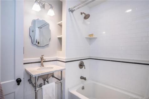 1817 Main Street Glastonbury CT 06033