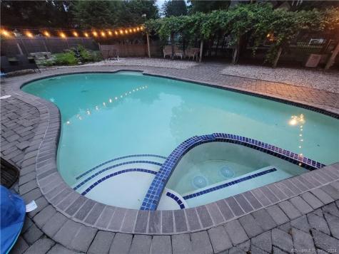 1817 Main Street Glastonbury CT 06033