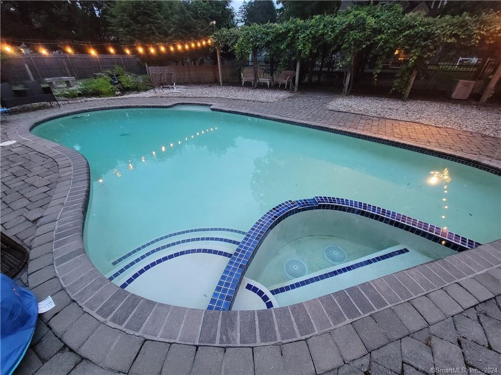 1817 Main Street Glastonbury CT 06033