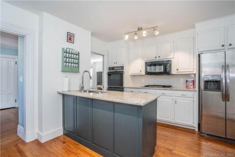 1817 Main Street Glastonbury CT 06033