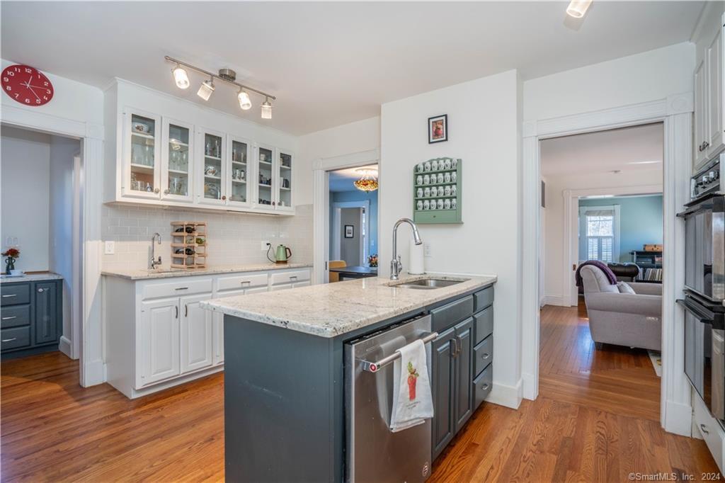 1817 Main Street Glastonbury CT 06033