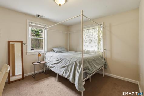 8 Grimes Brook Place Simsbury CT 06070