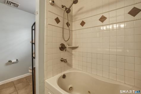 8 Grimes Brook Place Simsbury CT 06070