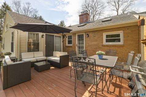 8 Grimes Brook Place Simsbury CT 06070