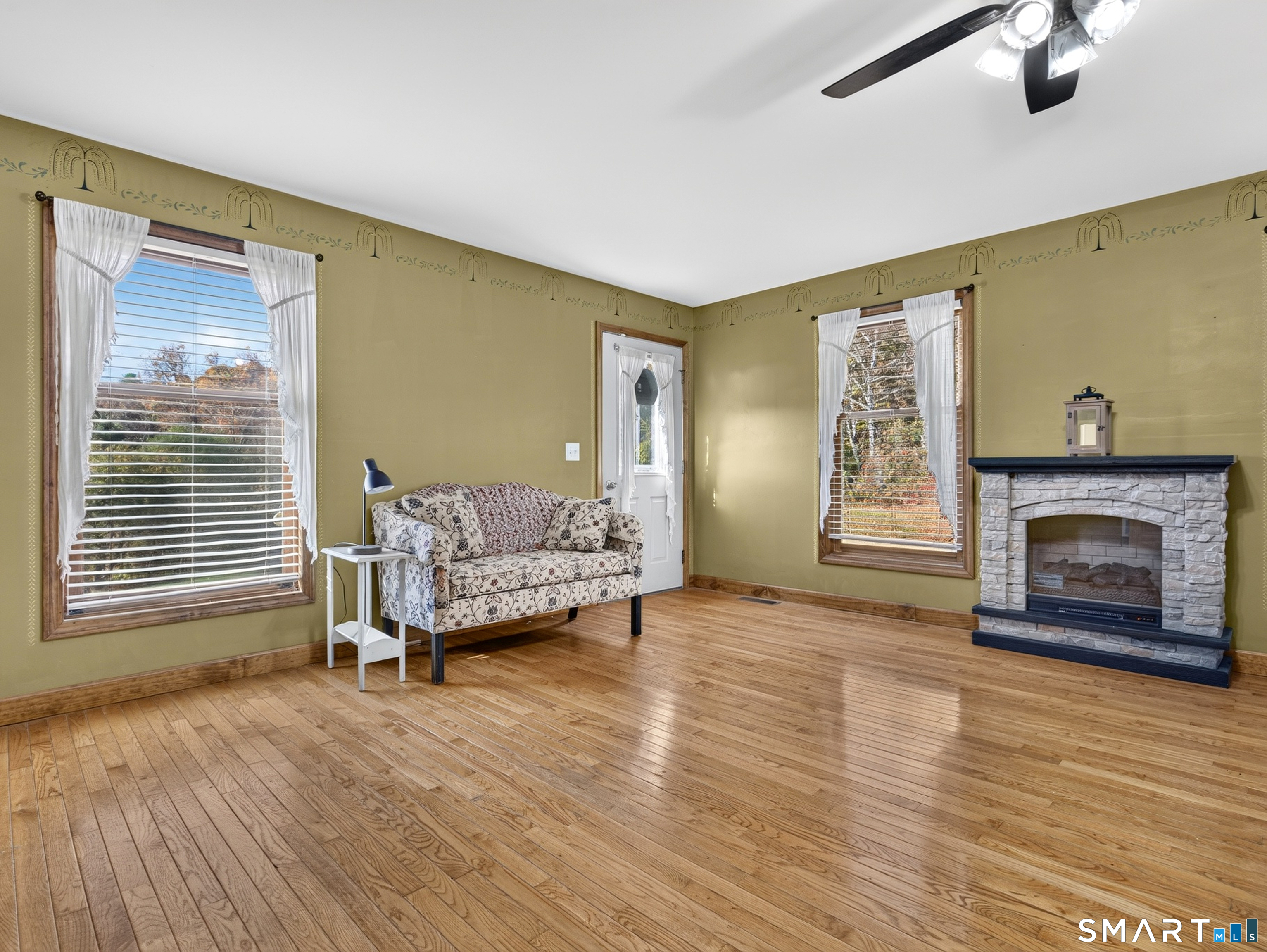 172 Snake Meadow Road Plainfield CT 06354