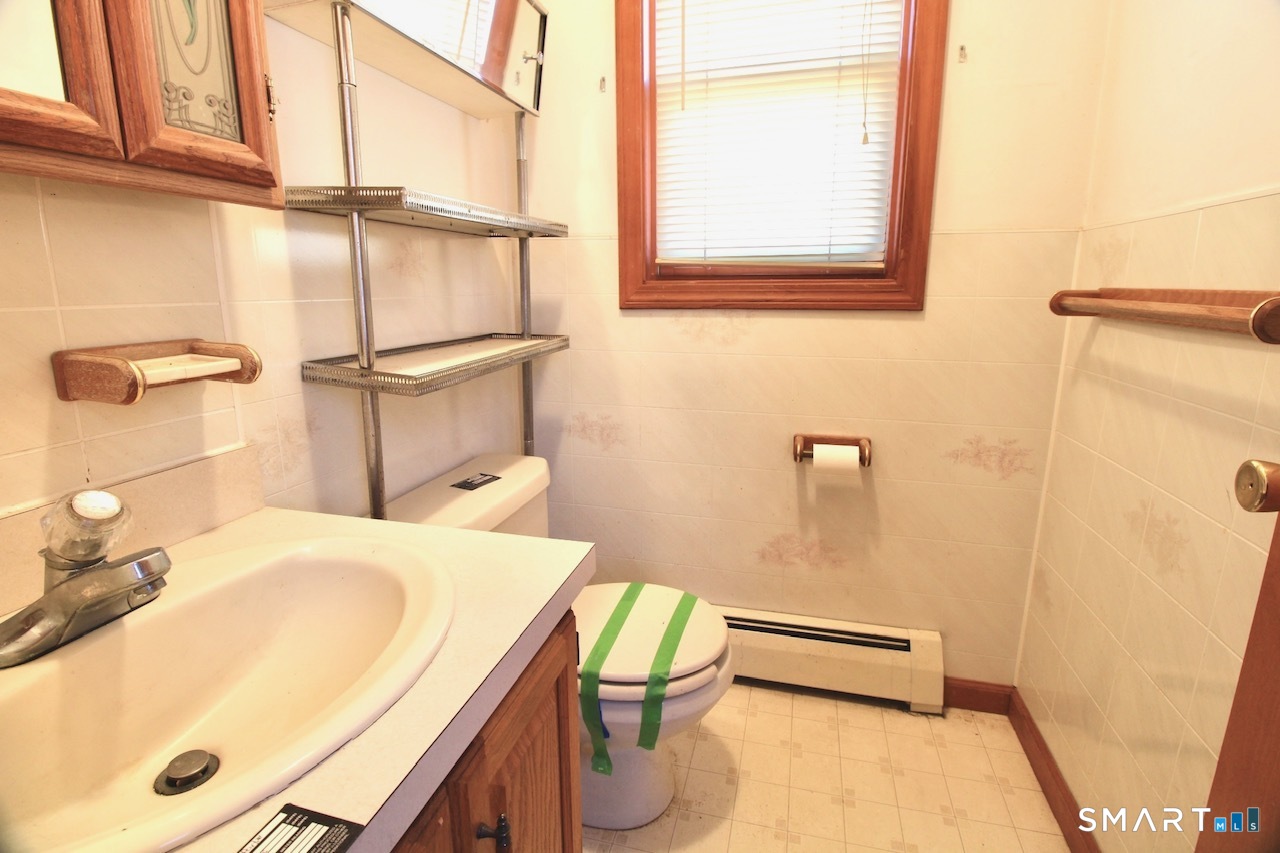 6 North Lane Wallingford CT 06492