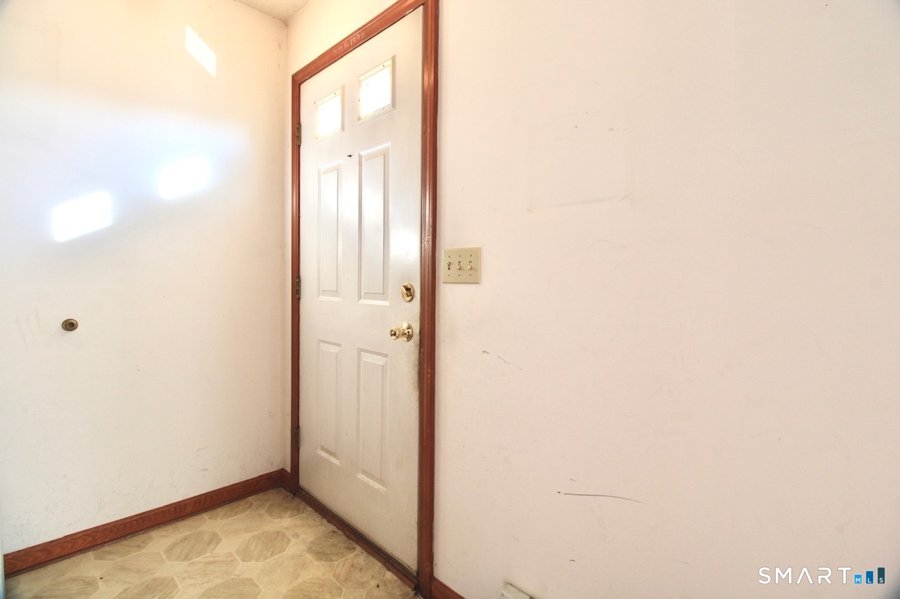 6 North Lane Wallingford CT 06492