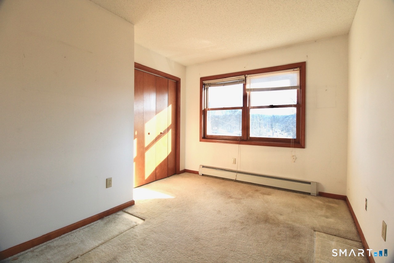 6 North Lane Wallingford CT 06492