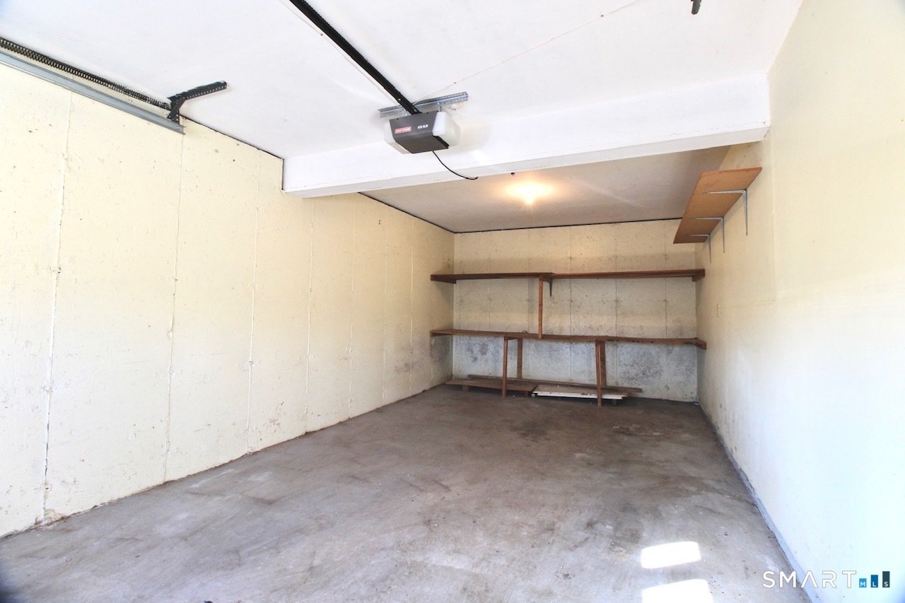 6 North Lane Wallingford CT 06492