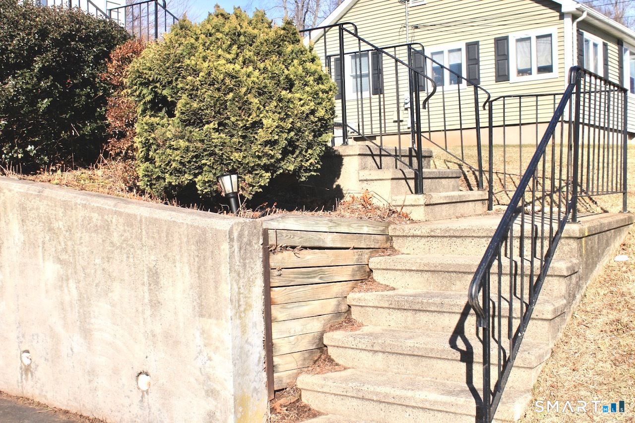 6 North Lane Wallingford CT 06492