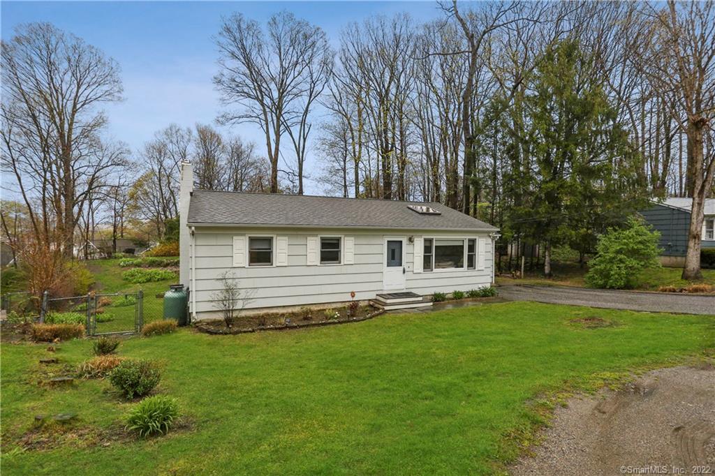 7 Glenwood Drive Bethel CT 06801