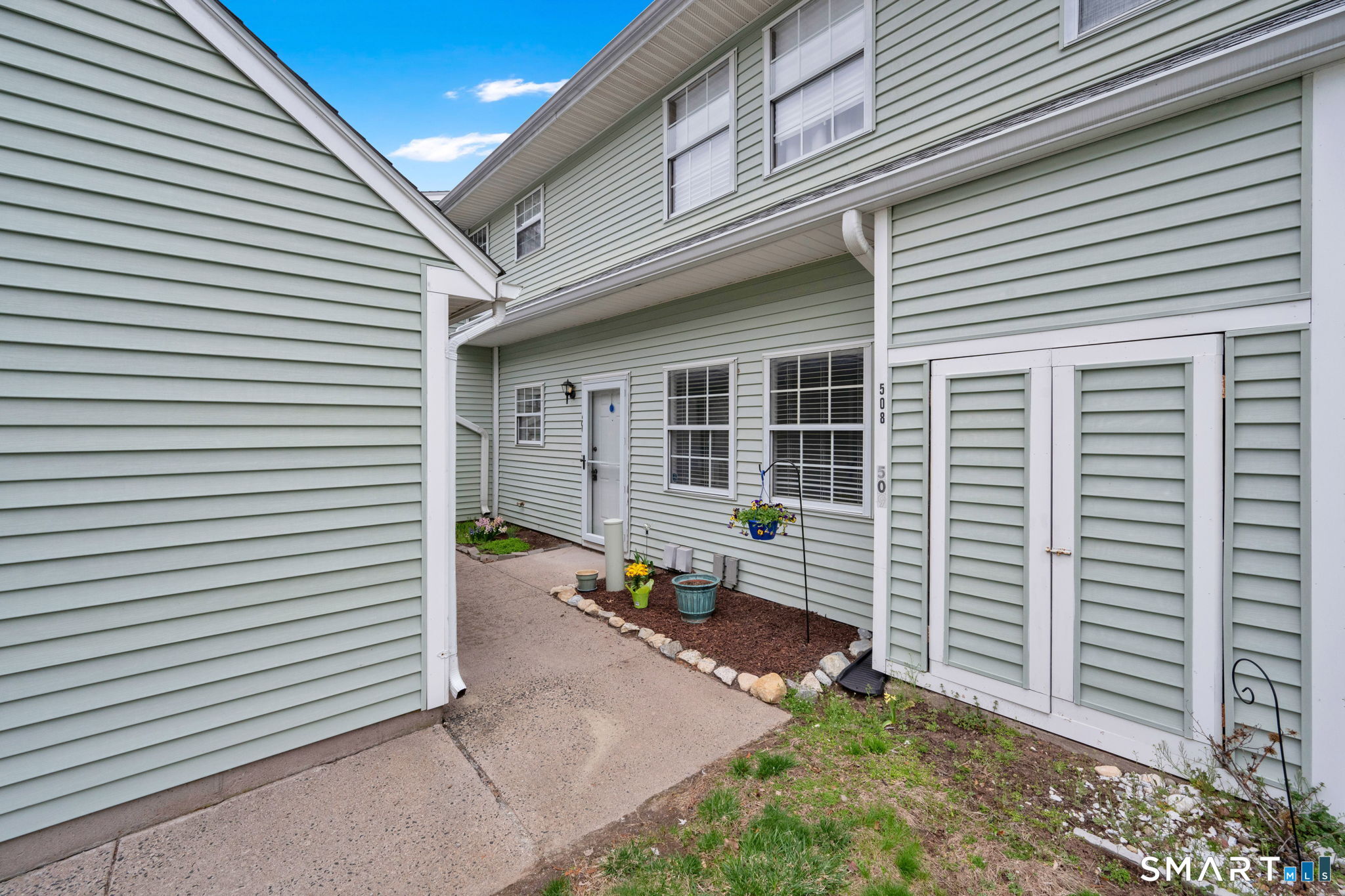 508 Spring Meadow Road South Windsor CT 06074