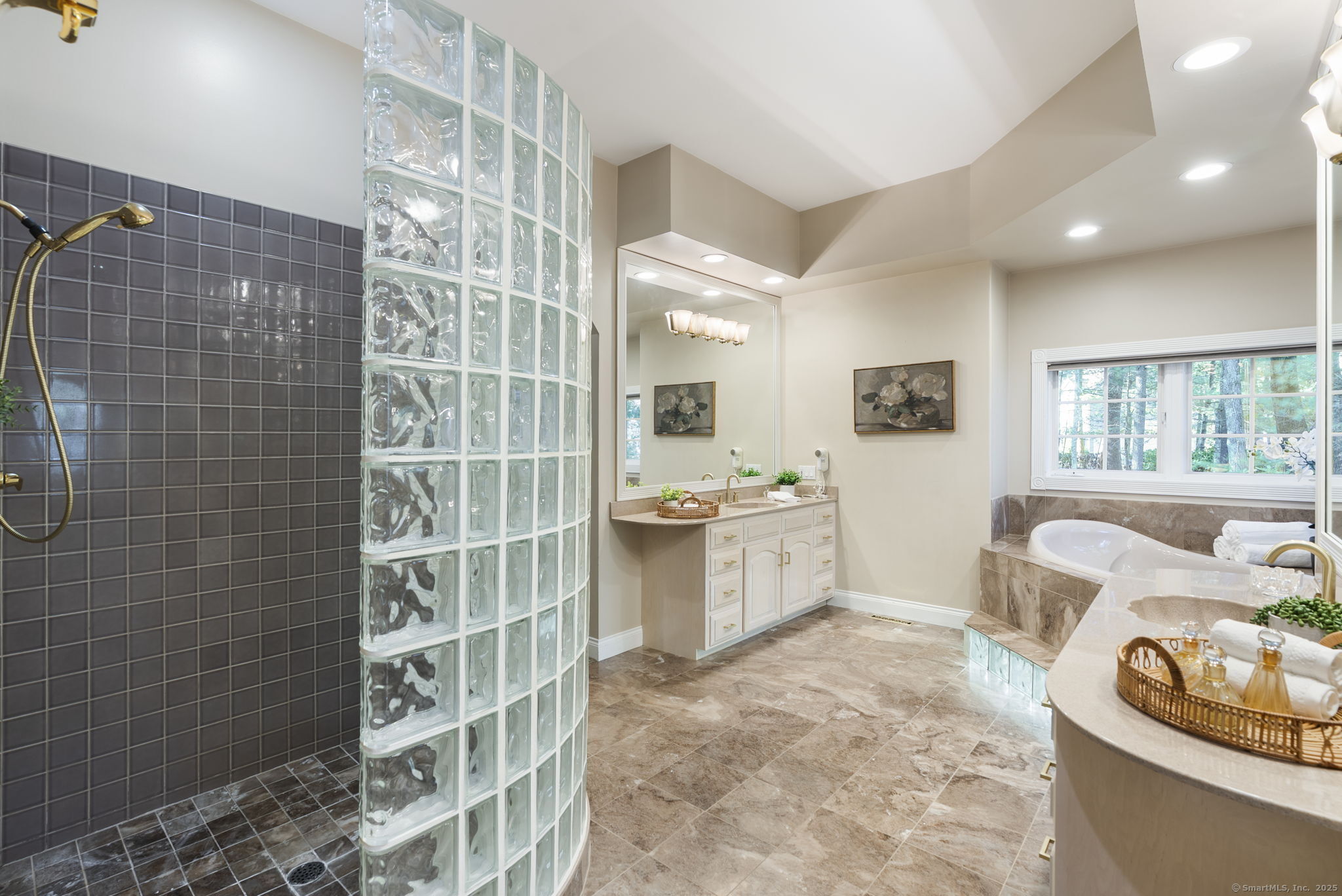 13 Chatsworth Place Farmington CT 06032