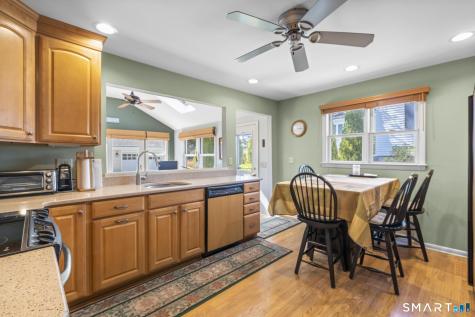 18 Second Avenue Branford CT 06405