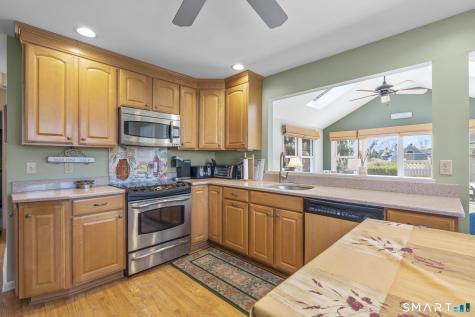 18 Second Avenue Branford CT 06405