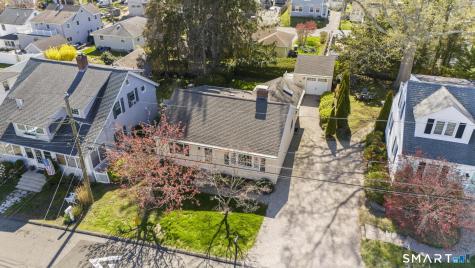 18 Second Avenue Branford CT 06405