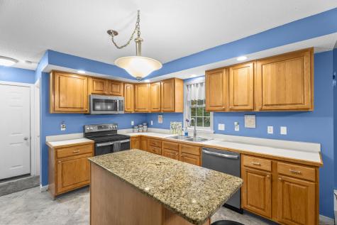 19 Esther Lane Colchester CT 06415