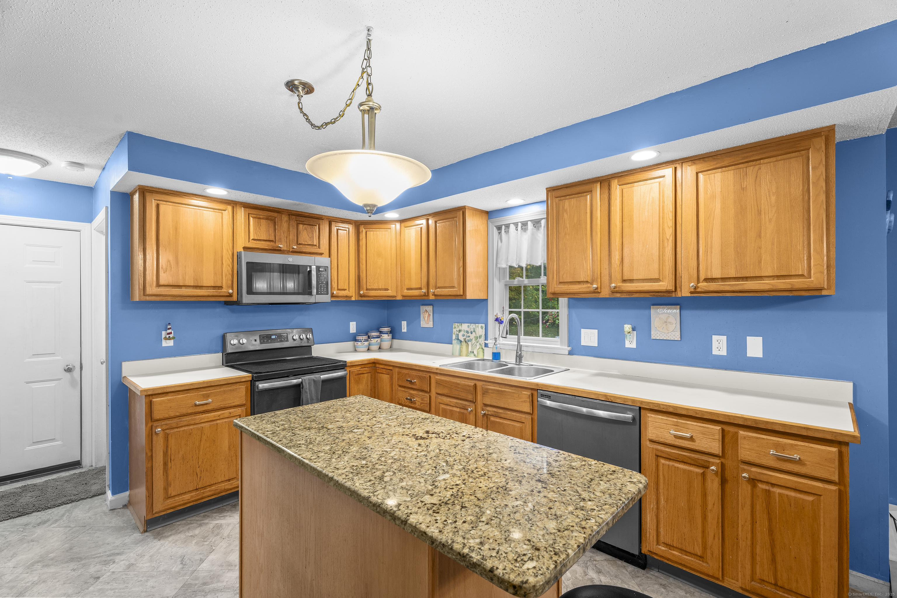 19 Esther Lane Colchester CT 06415