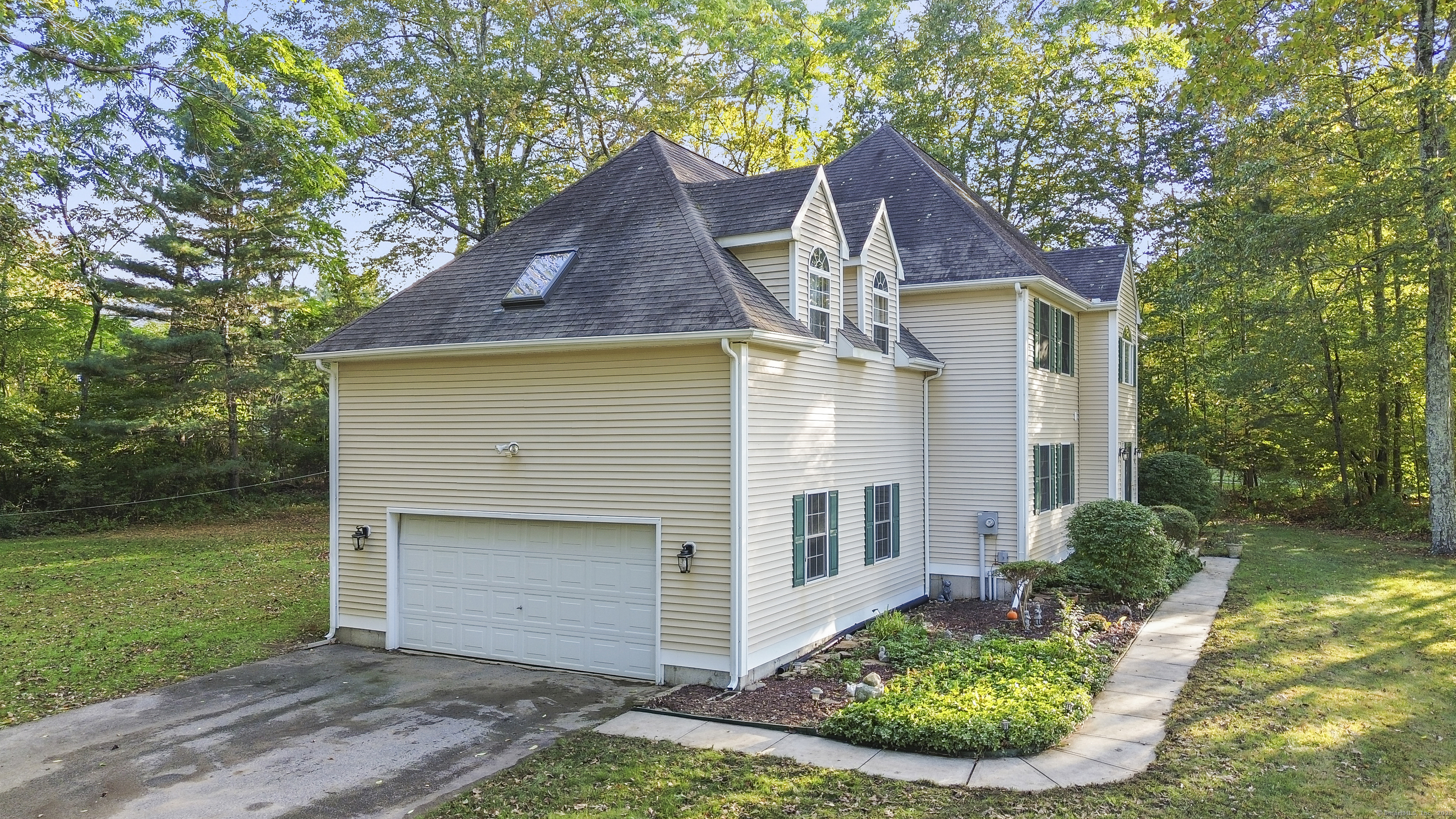 19 Esther Lane Colchester CT 06415