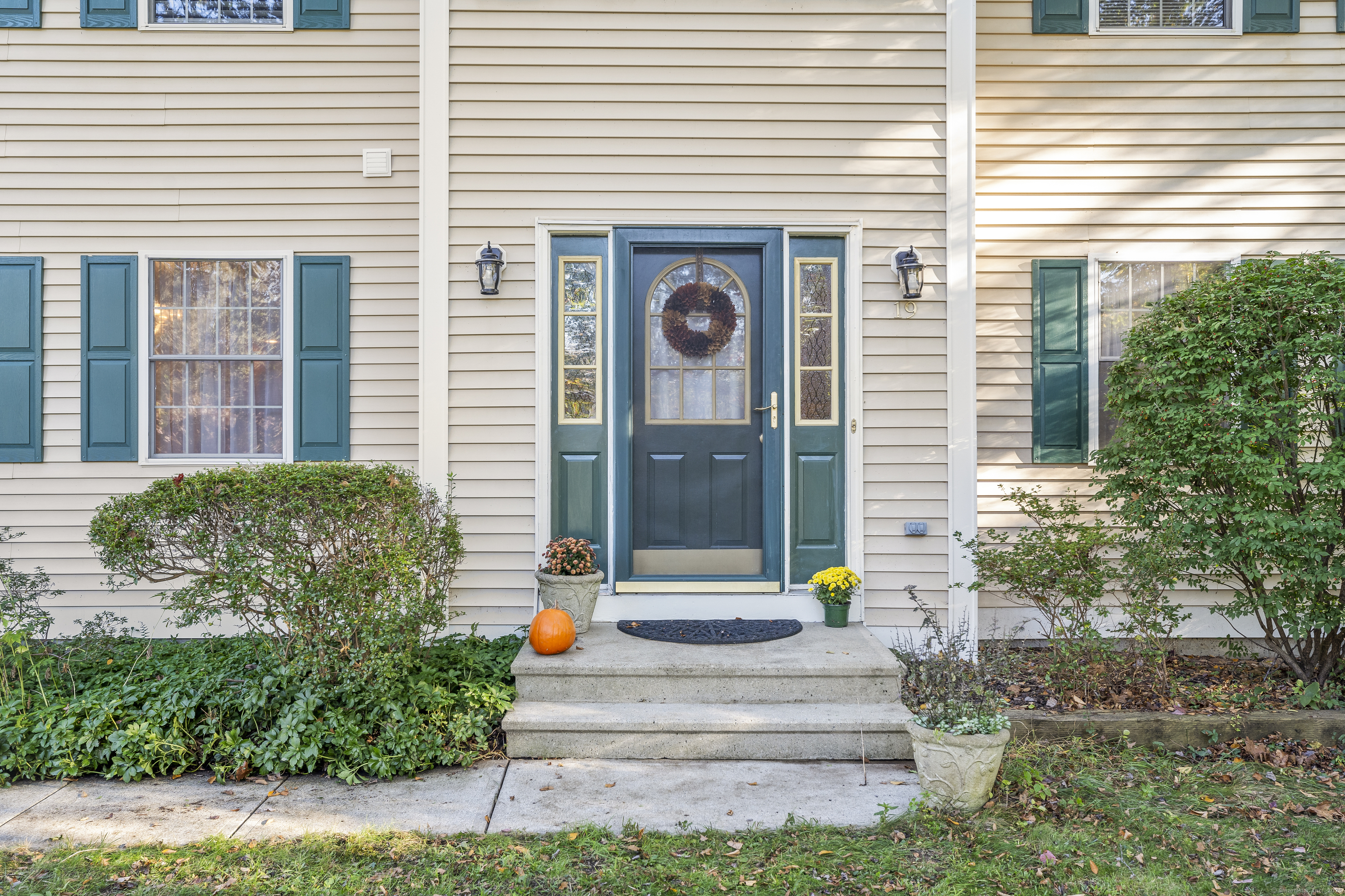 19 Esther Lane Colchester CT 06415