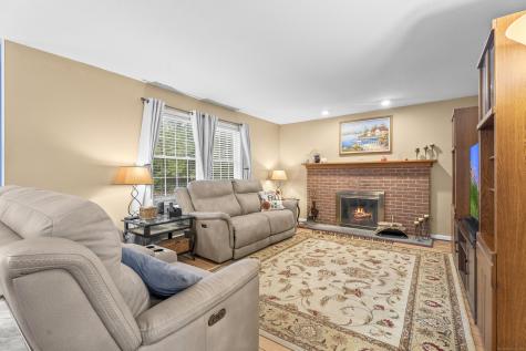 19 Esther Lane Colchester CT 06415