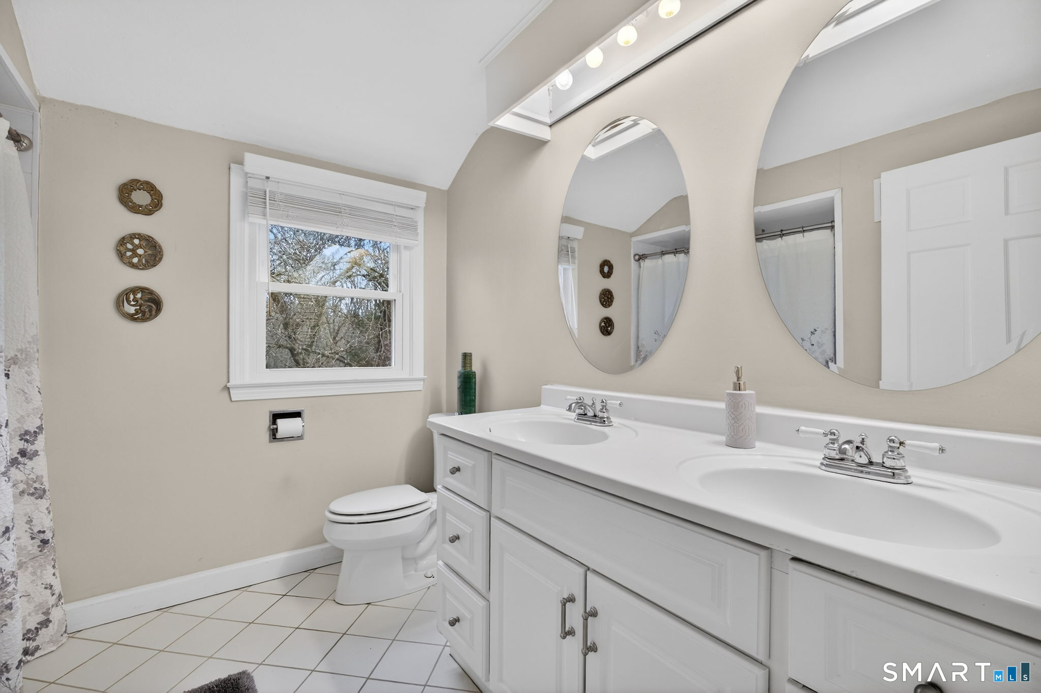 185 Ingham Hill Road Old Saybrook CT 06475